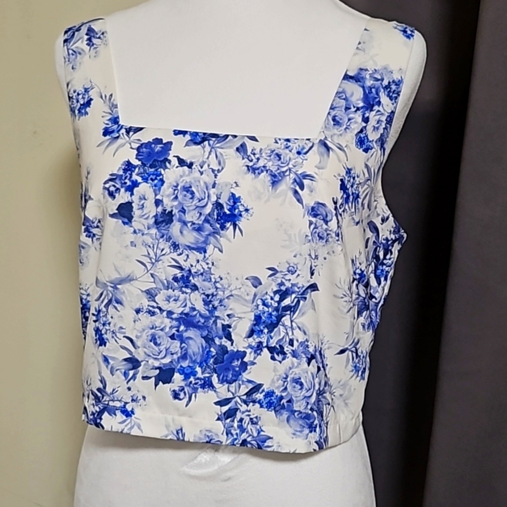 floral crop top
